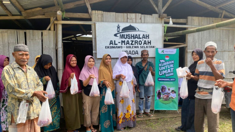 Menembus Pelosok Ekomawo, Kurban untuk Umat Hadir untuk Warga yang Jarang Menikmati Daging Kurban